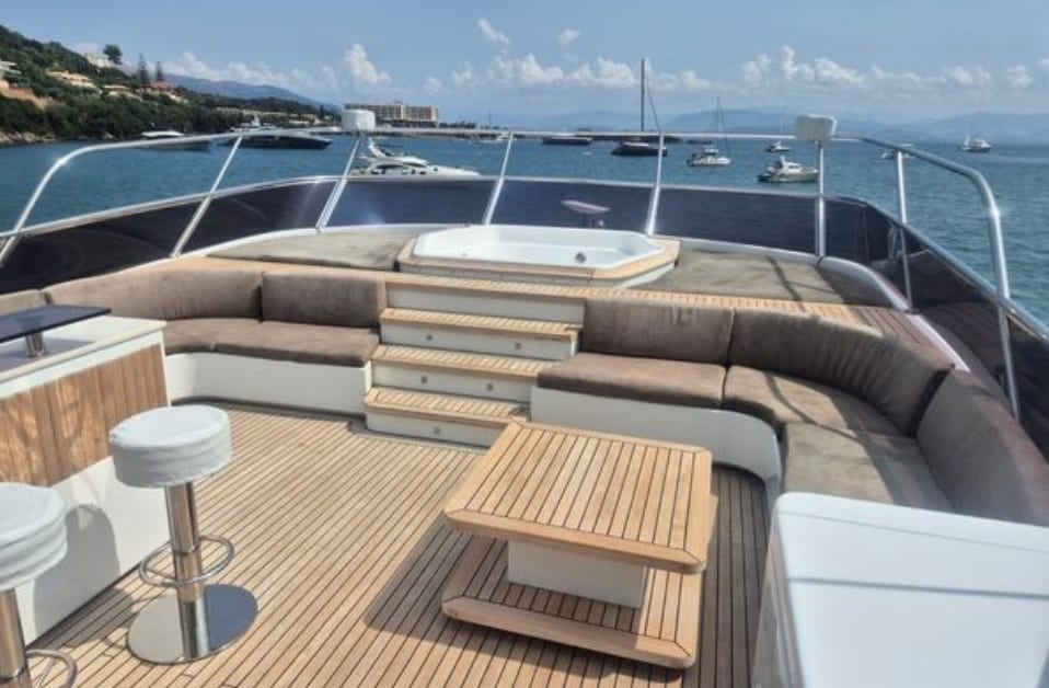 The sun deck spa pool and bar